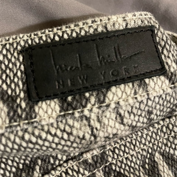 Nicole Miller New York Corduroy Textured Python Print Pants sz 14 - Picture 6 of 16